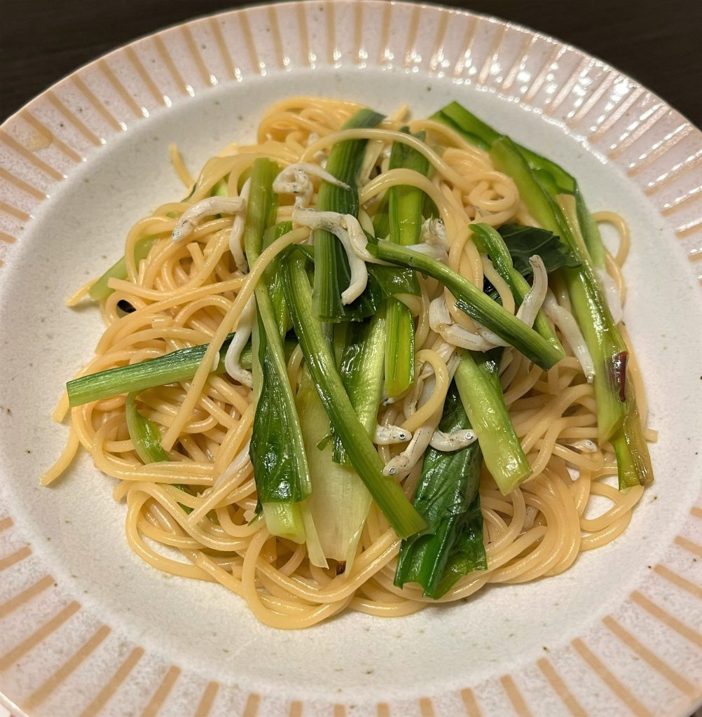 仲卸で出会ったアケビのつる・うるい | 豊洲市場ドットコムブログ