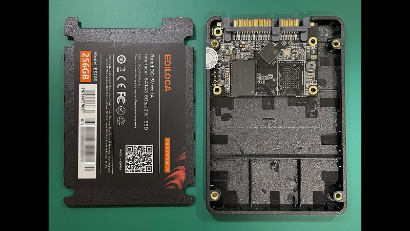 EDILOCA ES106 2.5インチSATA SSDを買った！ | ちょうべいのThinkPad