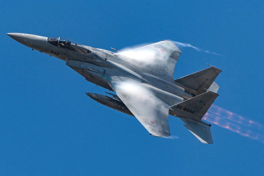 空自のF-15「初号機」が派手に大変身！ 激レアの機体が“日本最古の