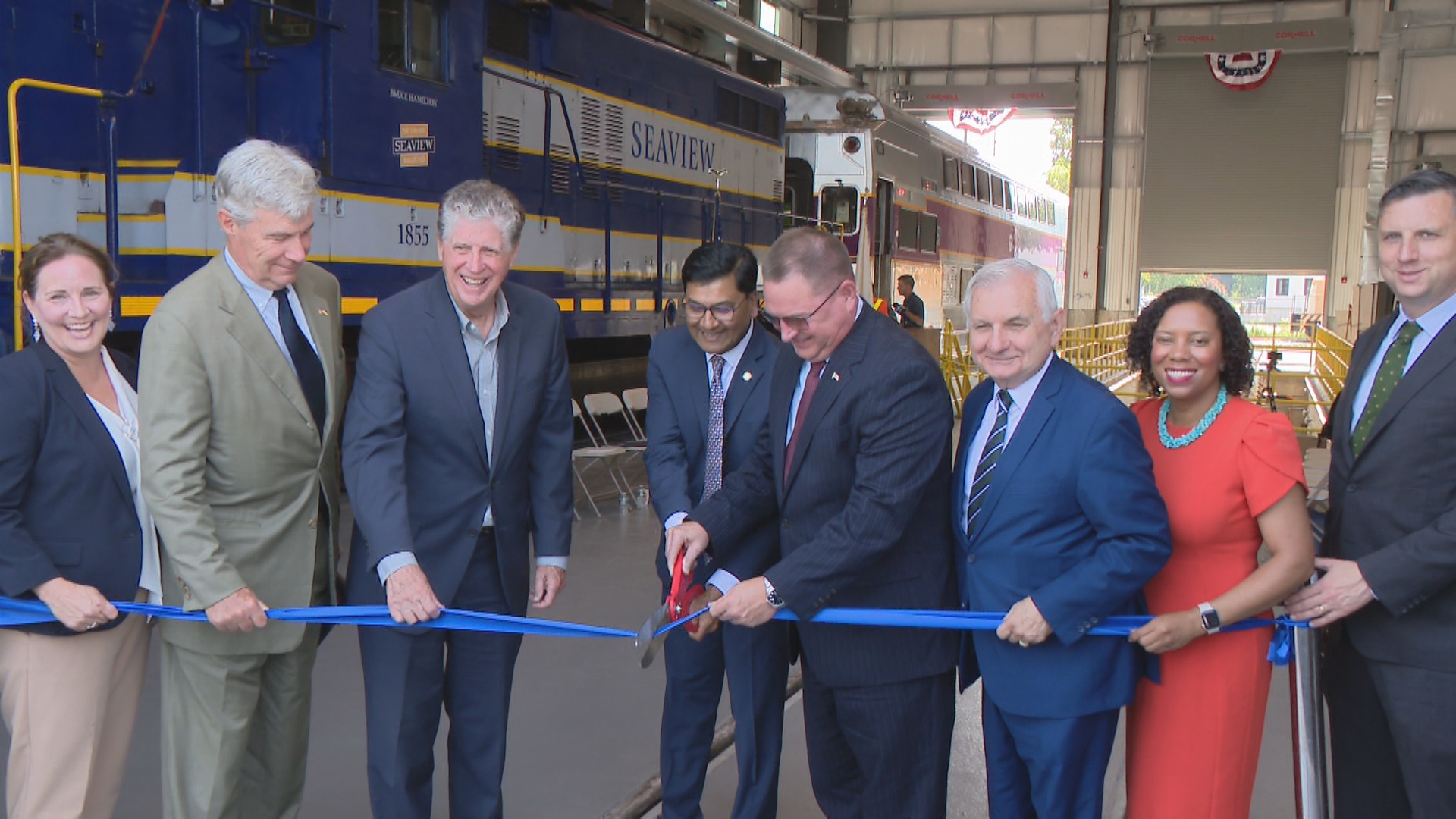 Seaview Railroad cuts ribbon on new facilities at Quonset Business