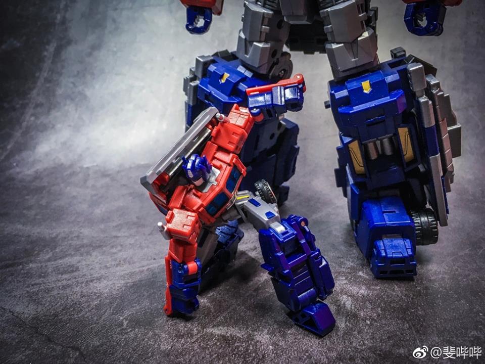 Maketoys MT MTCD-03 Thunder Manus God Ginrai w/ Divine Suit - Show