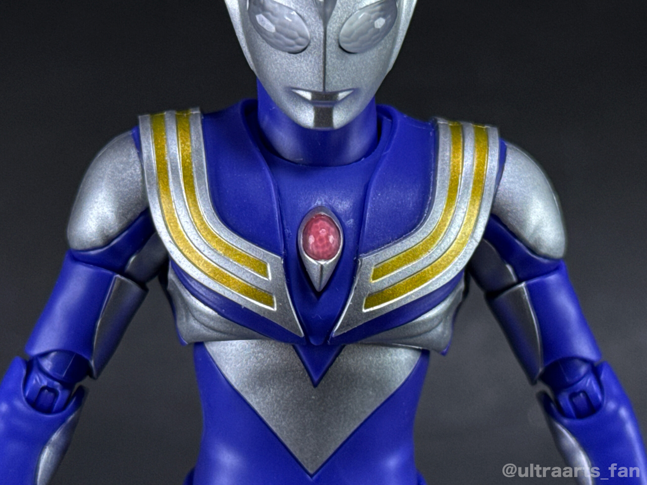 簡易レビュー】S.H.Figuarts 真骨彫製法 ウルトラマンティガ スカイ
