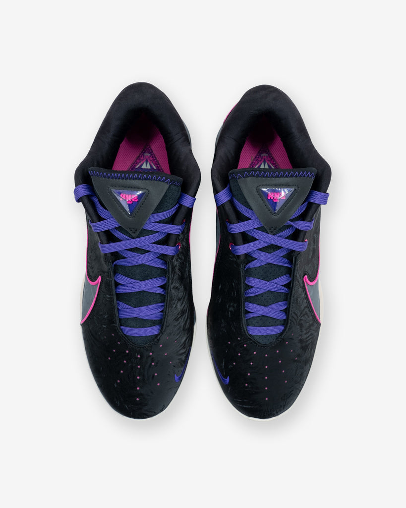 NIKE LEBRON XXII EP – UNDEFEATED JAPAN