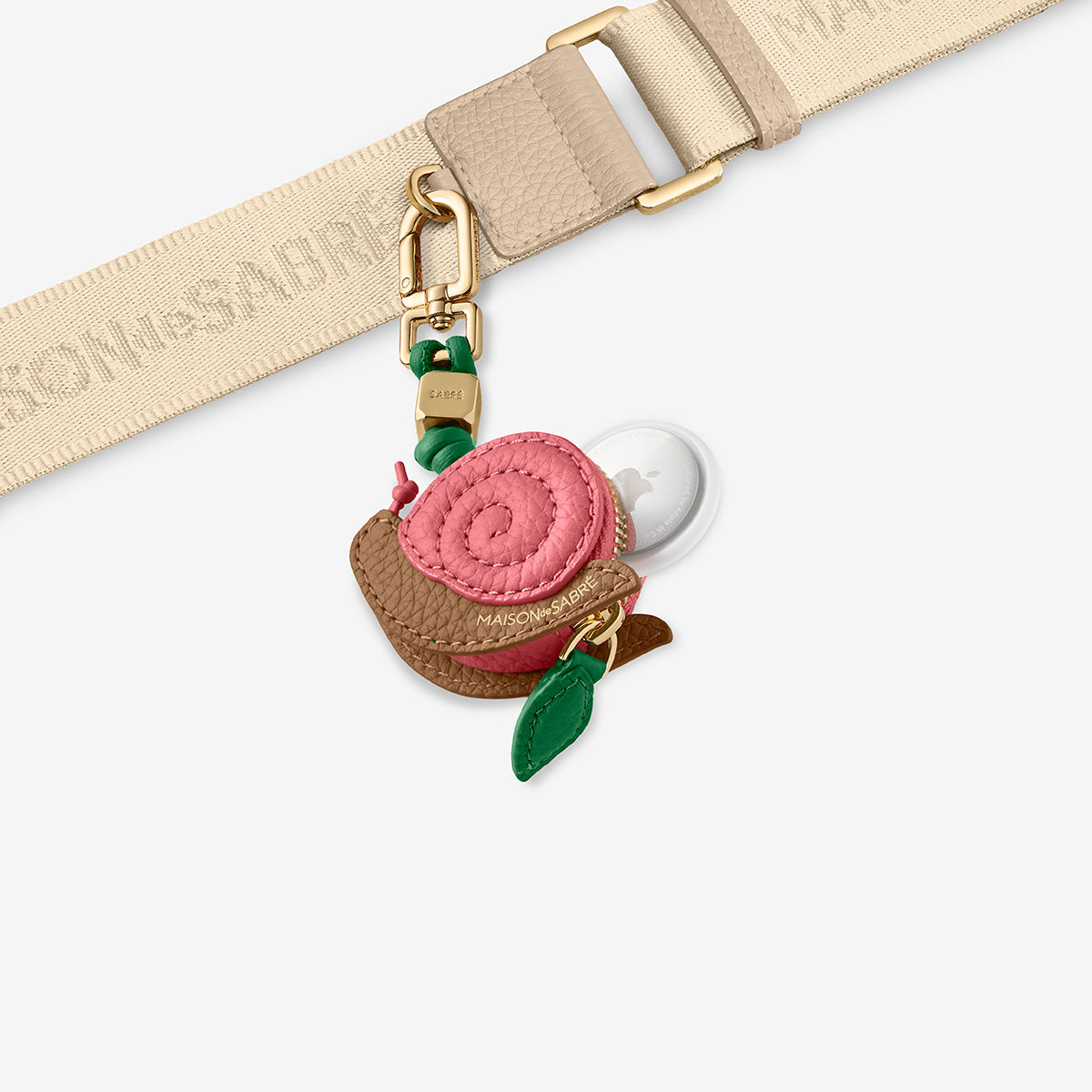 The SABRÉMOJI™ Garden Bug Charm - Snail – MAISON de SABRÉ
