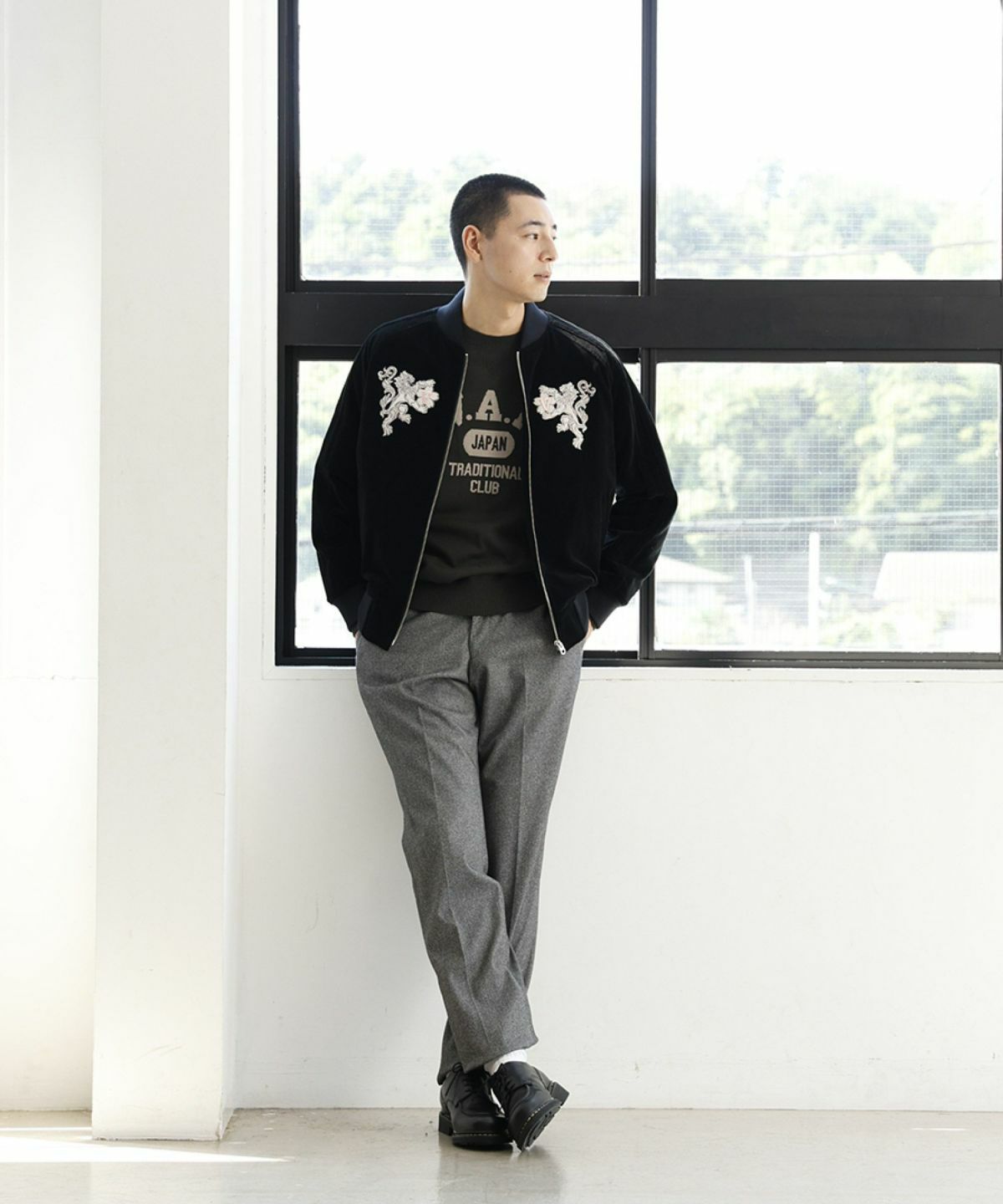 ベロアブルゾン＜桜獅子＞ ｜ VAN STORE