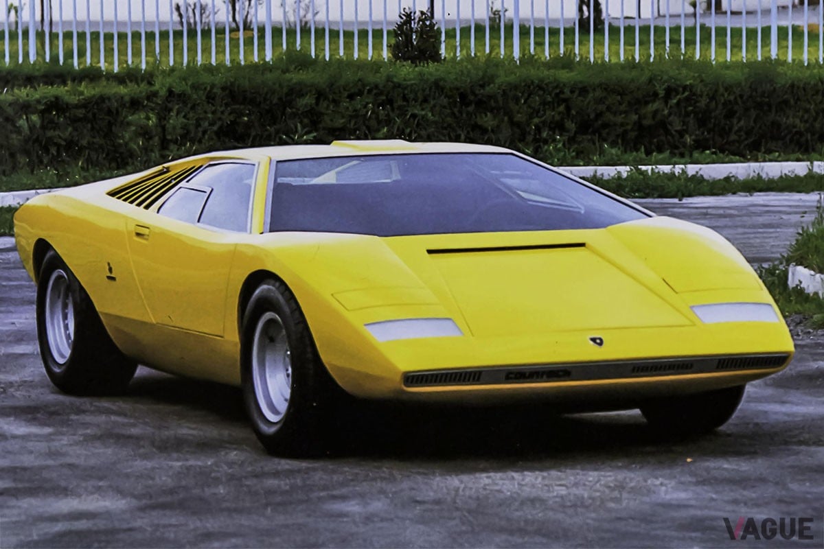 54年間探してもランボルギーニ初期試作車「LP500」の開いたリトラの