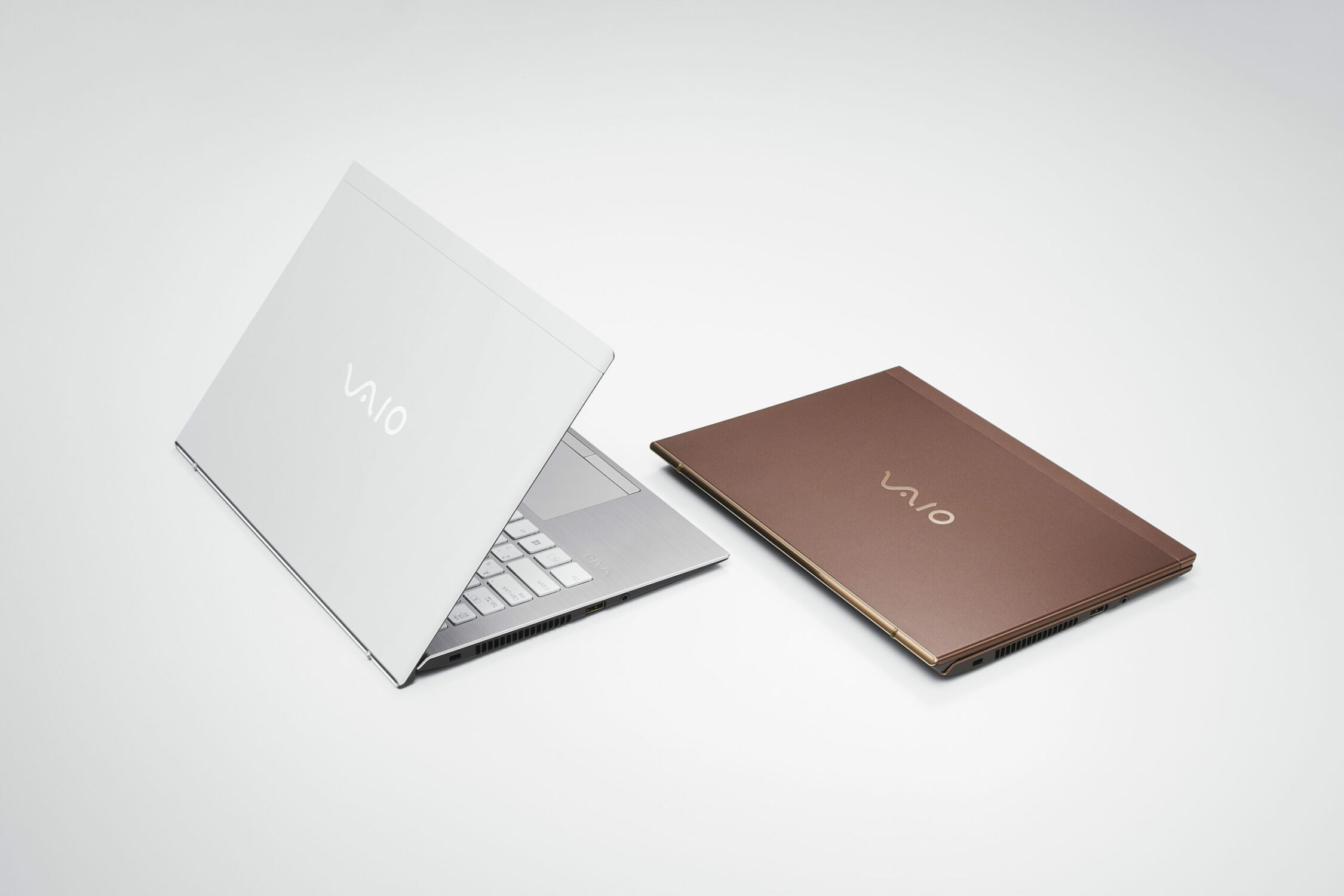 最新世代プロセッサー搭載のモバイルPC「VAIO SX12・SX14」新モデルを