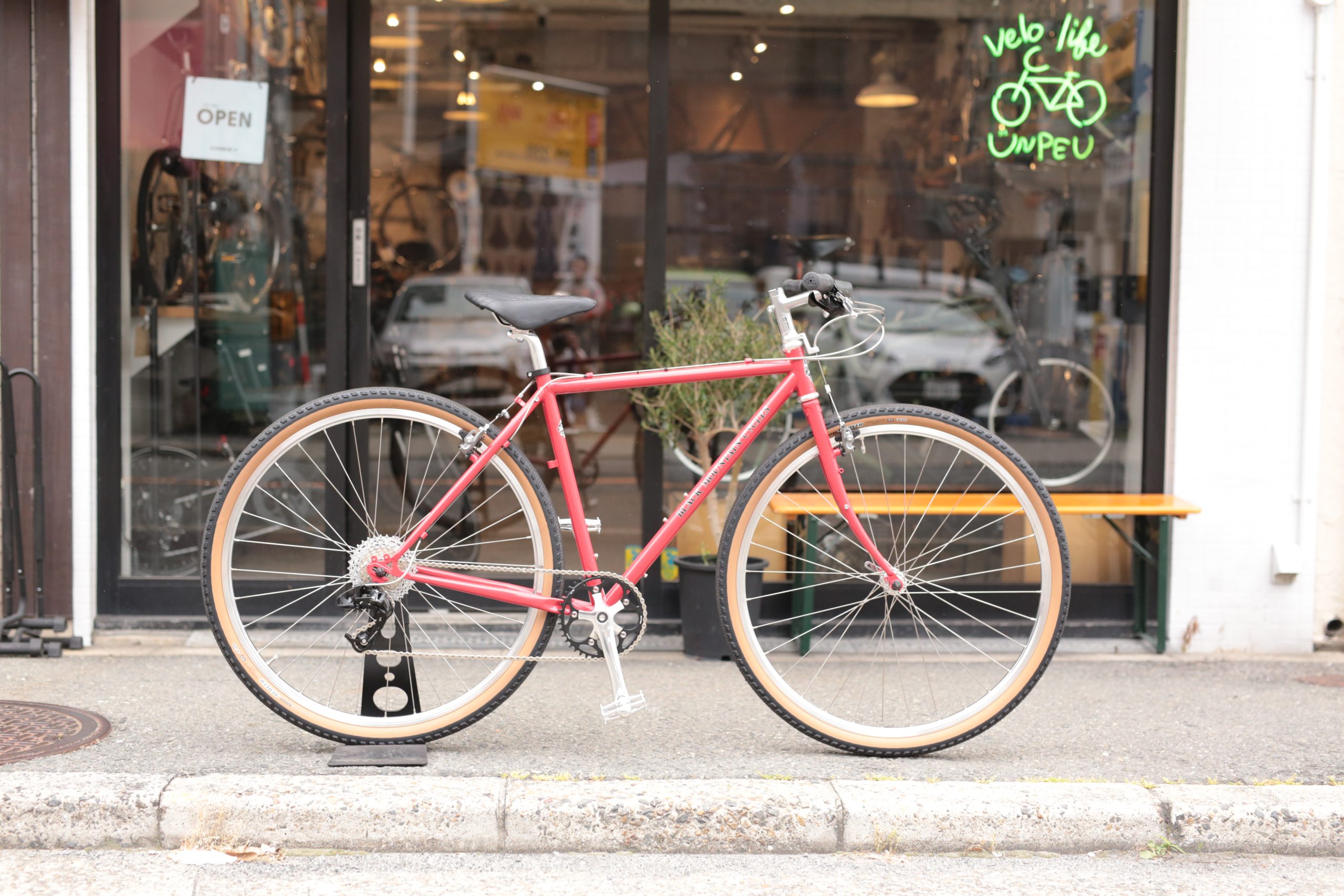 BLACK MOUNTAIN CYCLES MONSTER CROSS – velo life UNPEU 中津店