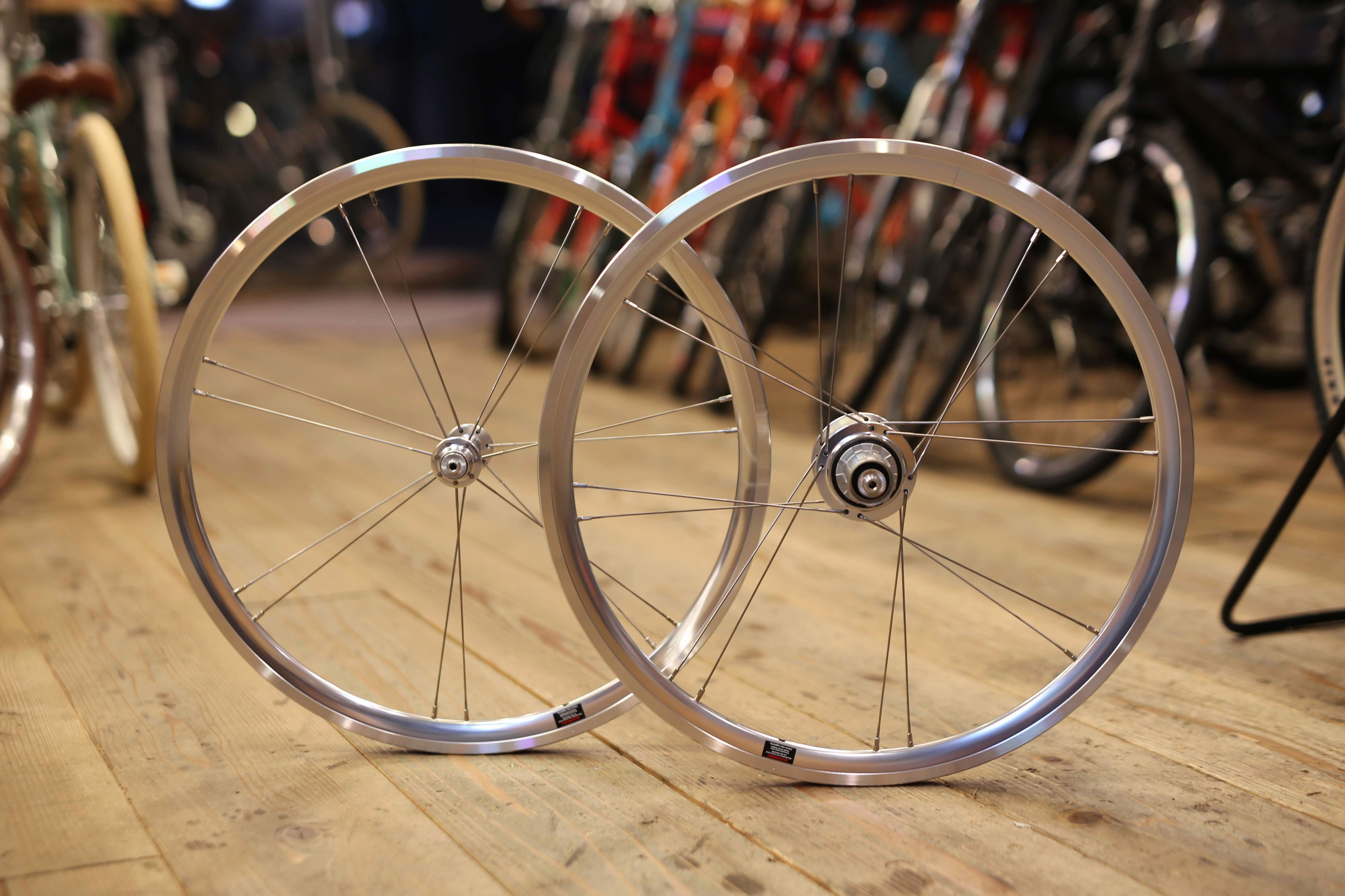 韋駄天ホイール | velo life UNPEU