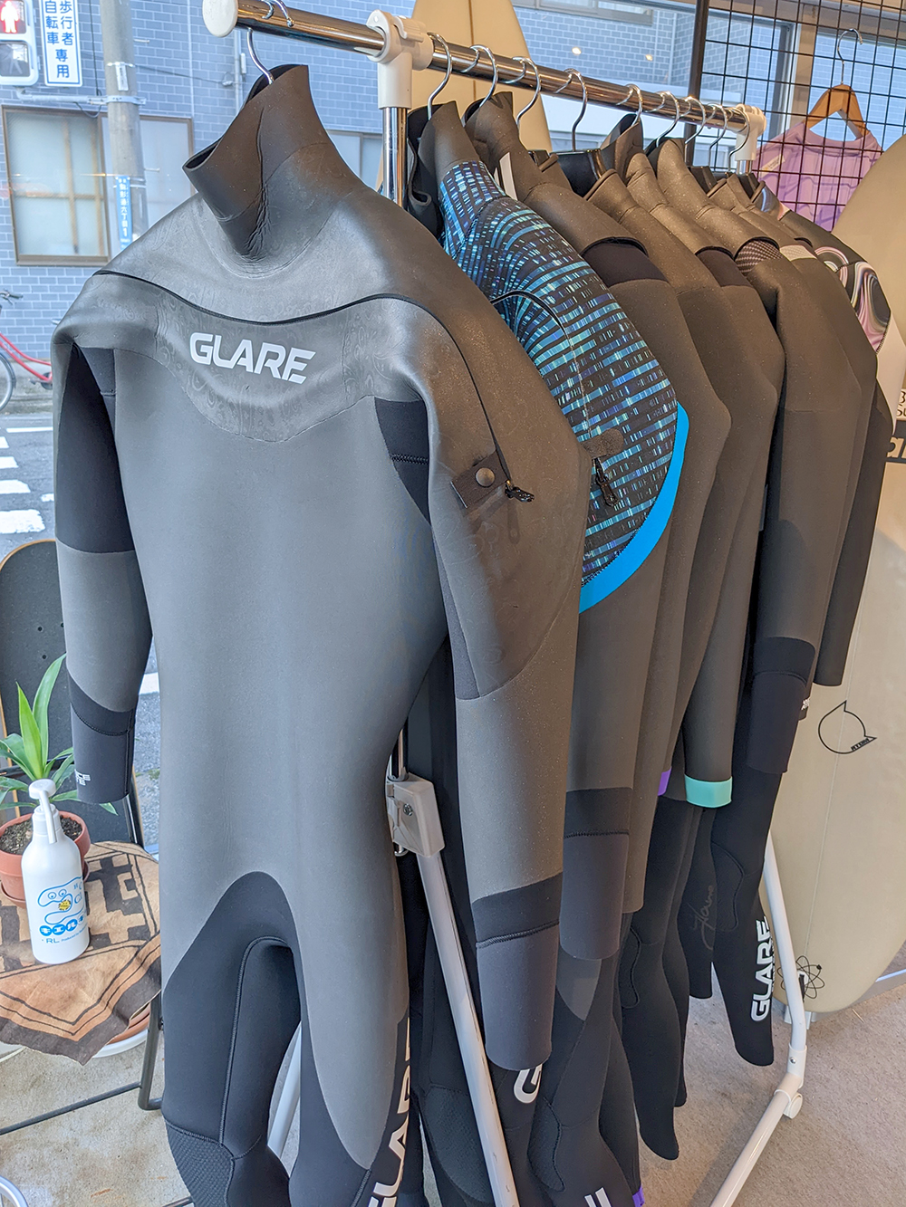 GLARE Surf Suits 2023 Fall & Winterラインナップ！ | WATERS