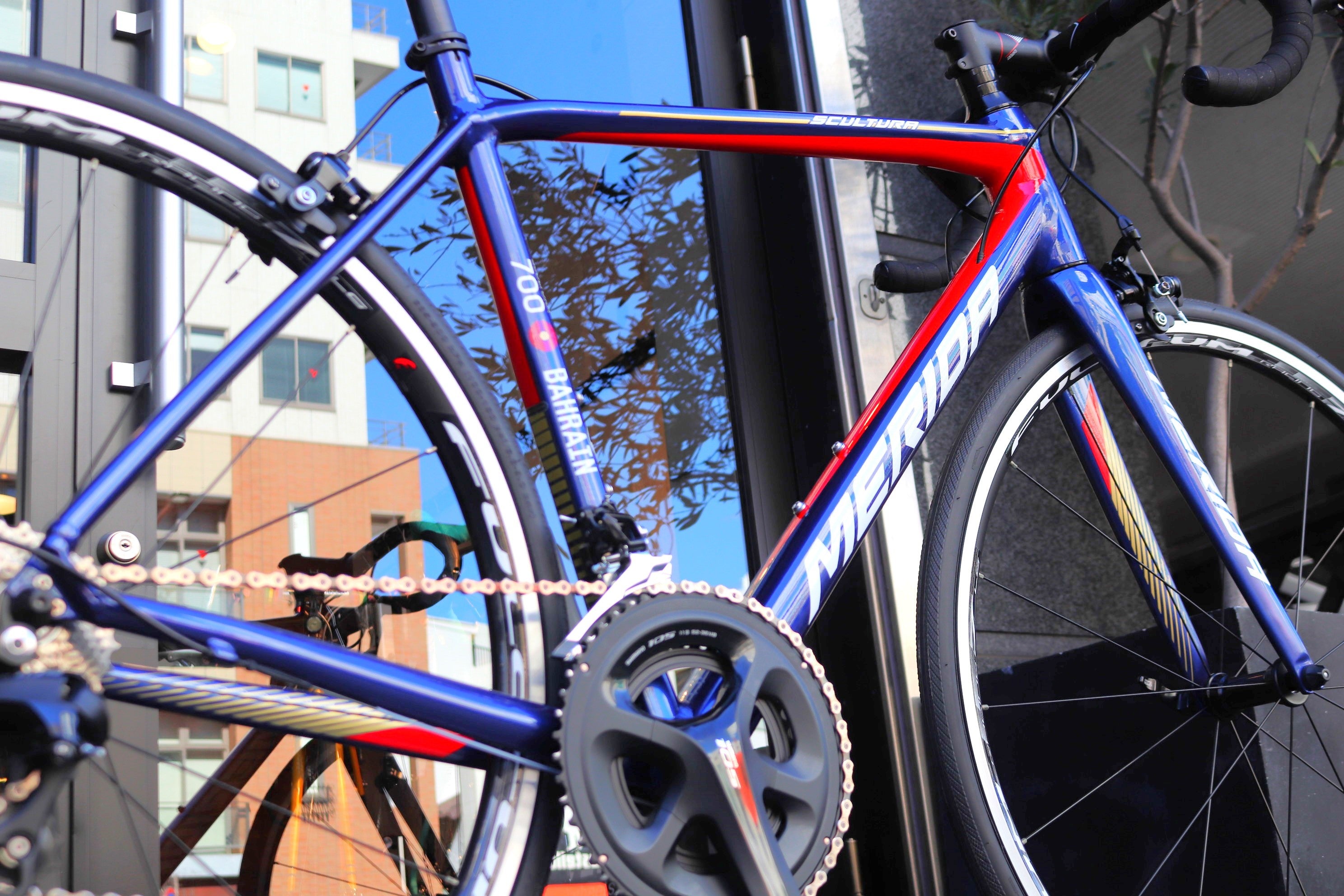 メリダ MERIDA スクルトゥーラ SCULTURA 700 2018モデル 50サイズ