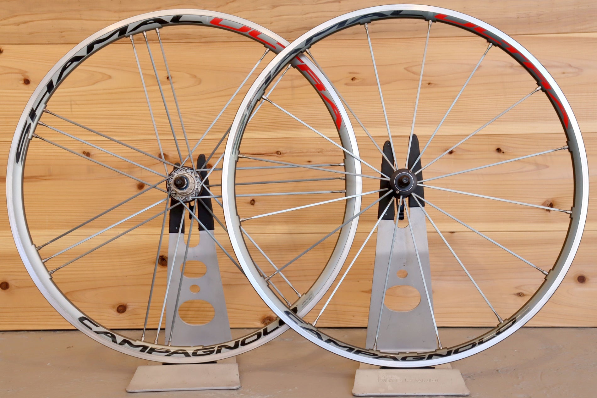 カンパニョーロ Campagnolo シャマルウルトラ チタンカラー SHAMAL