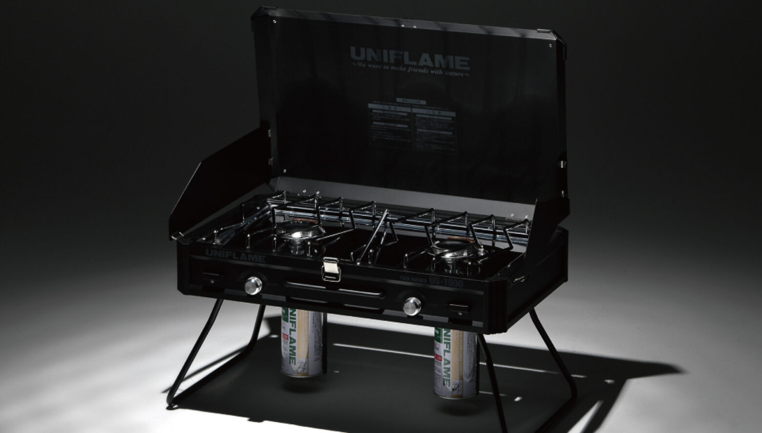 ユニフレームの名機「ツインバーナー」がマットブラックになって新登場