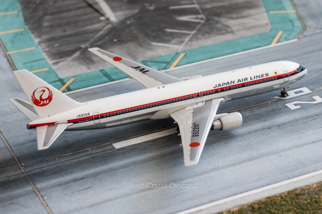 フェニックスモデルズ 日本航空 ボーイング 767-300ER 「納入色