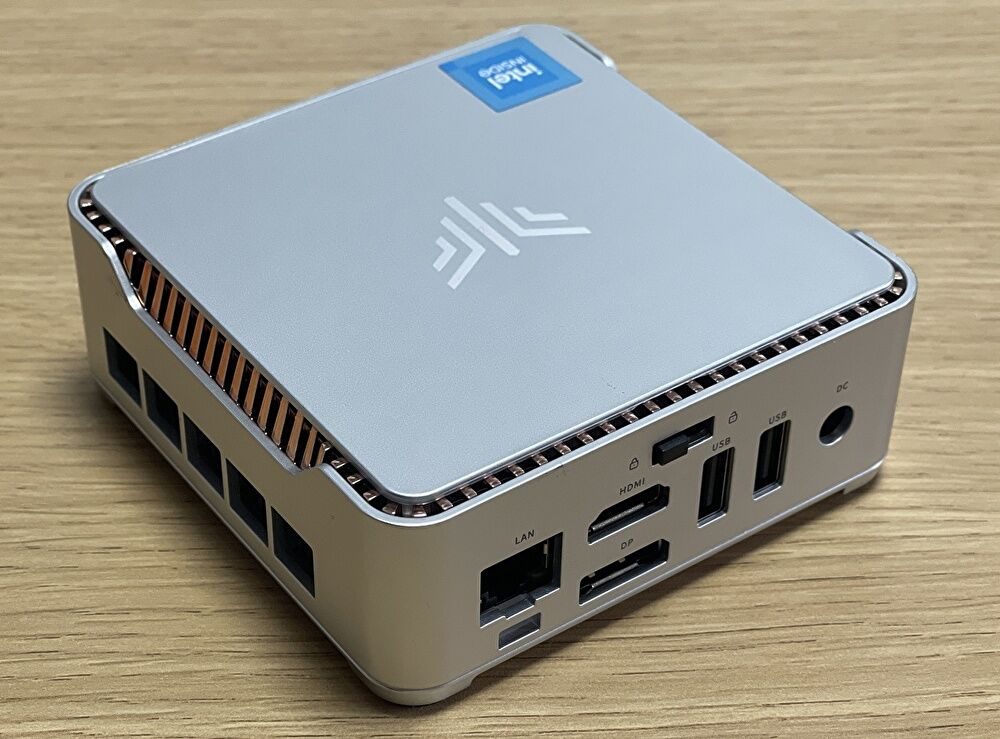 NiPoGi E2 ミニPC 実機レビュー。Twin Lake N150を搭載、低価格ながら