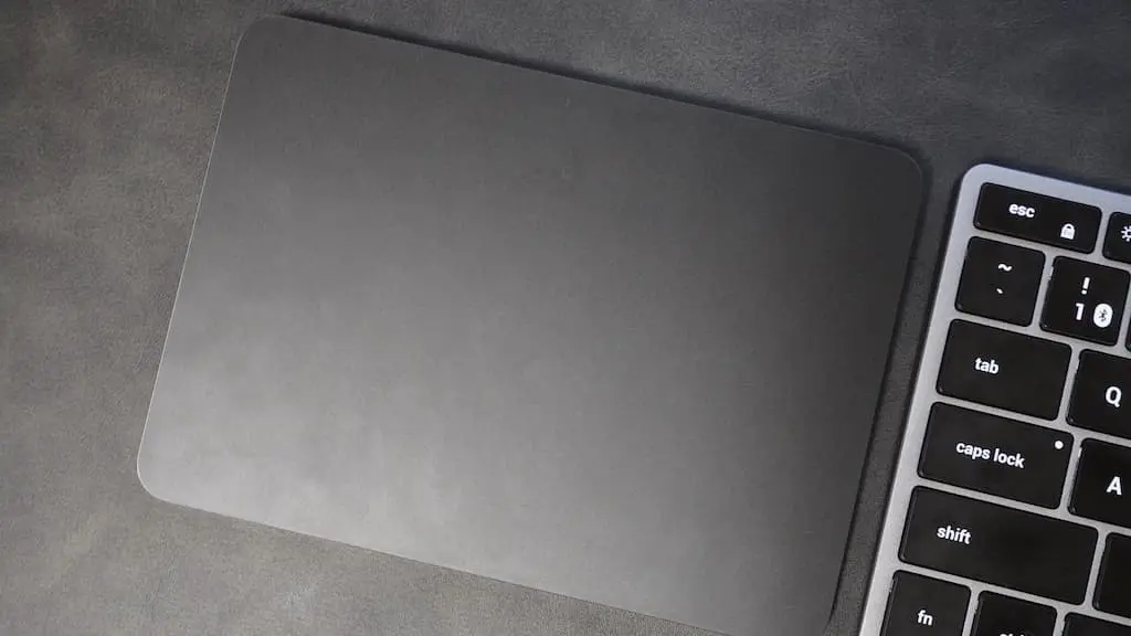 Apple：Magic Trackpad 3(ブラック)をレビュー｜第1・2世代の違いも比較！