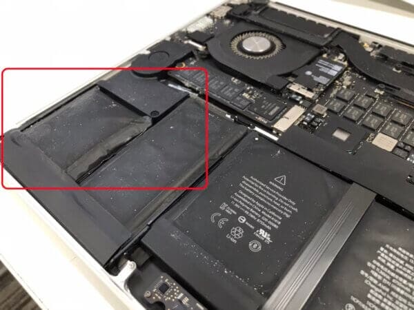 MacBook Pro (Retina, 15-inch, Mid 2015)のバッテリー交換対応