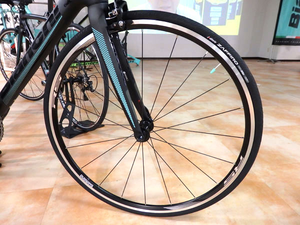 BIANCHI INTENSO(ビアンキ インテンソ)105完成車 2016 ロードバイク