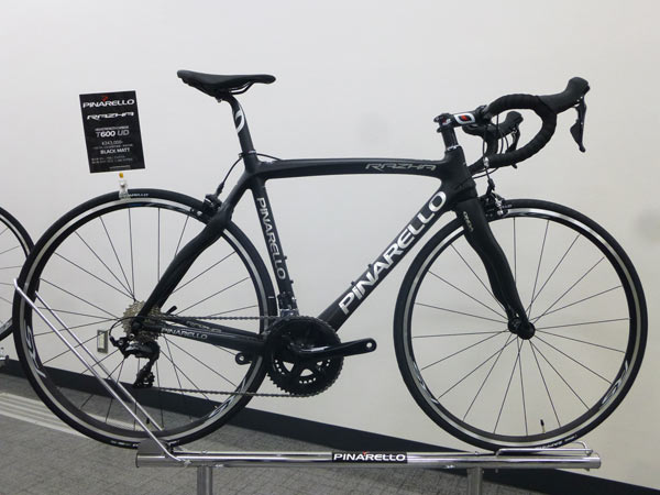 PINARELLO ROADBIKE RAZHA 105 2020