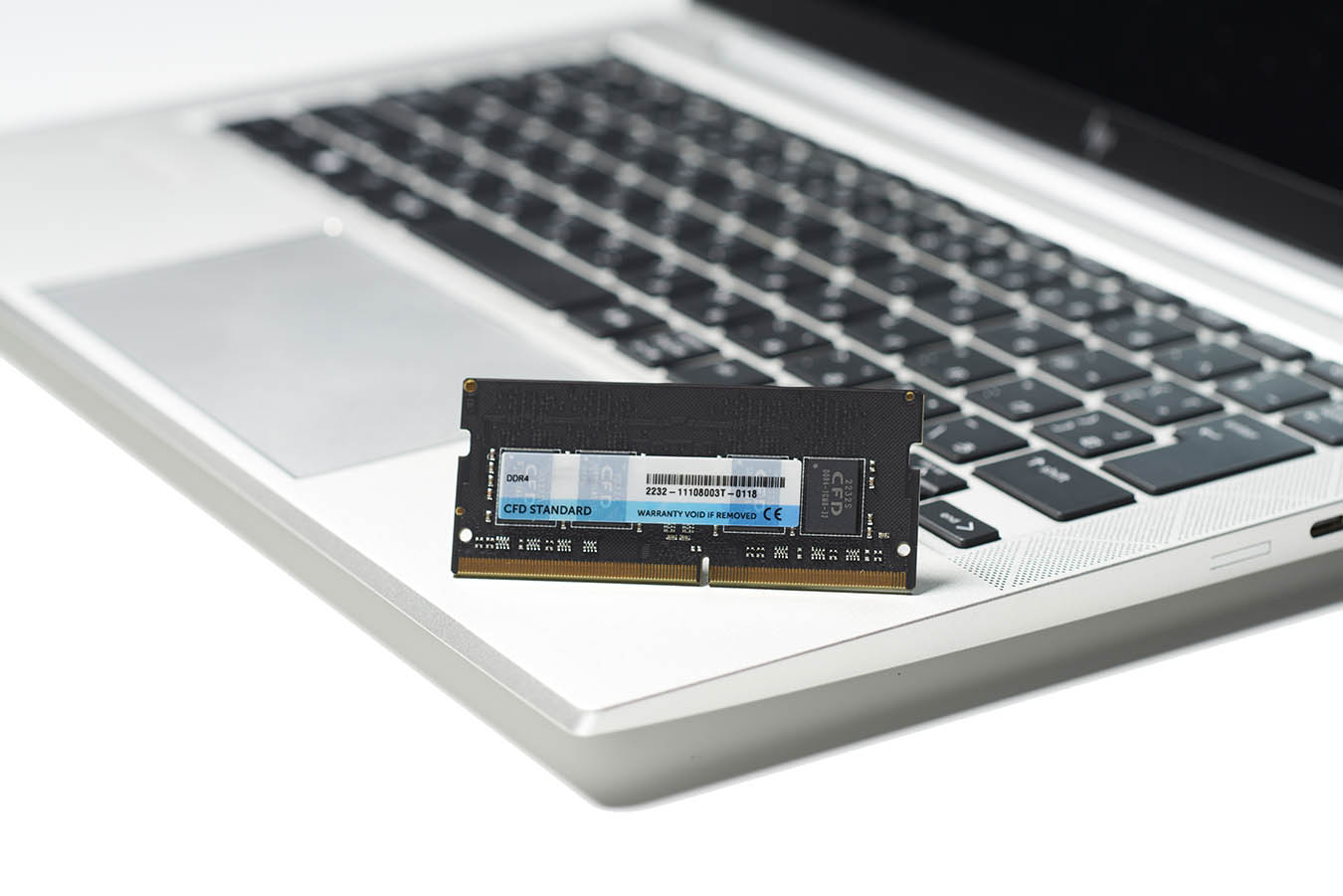 D4N2133CS-8G | CFD Standard DDR4-2133 ノート用メモリ 1枚組 8GB