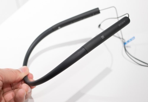 リケーブル可能なイヤホンが、なんとワイヤレス化しちゃうぜ！しかも