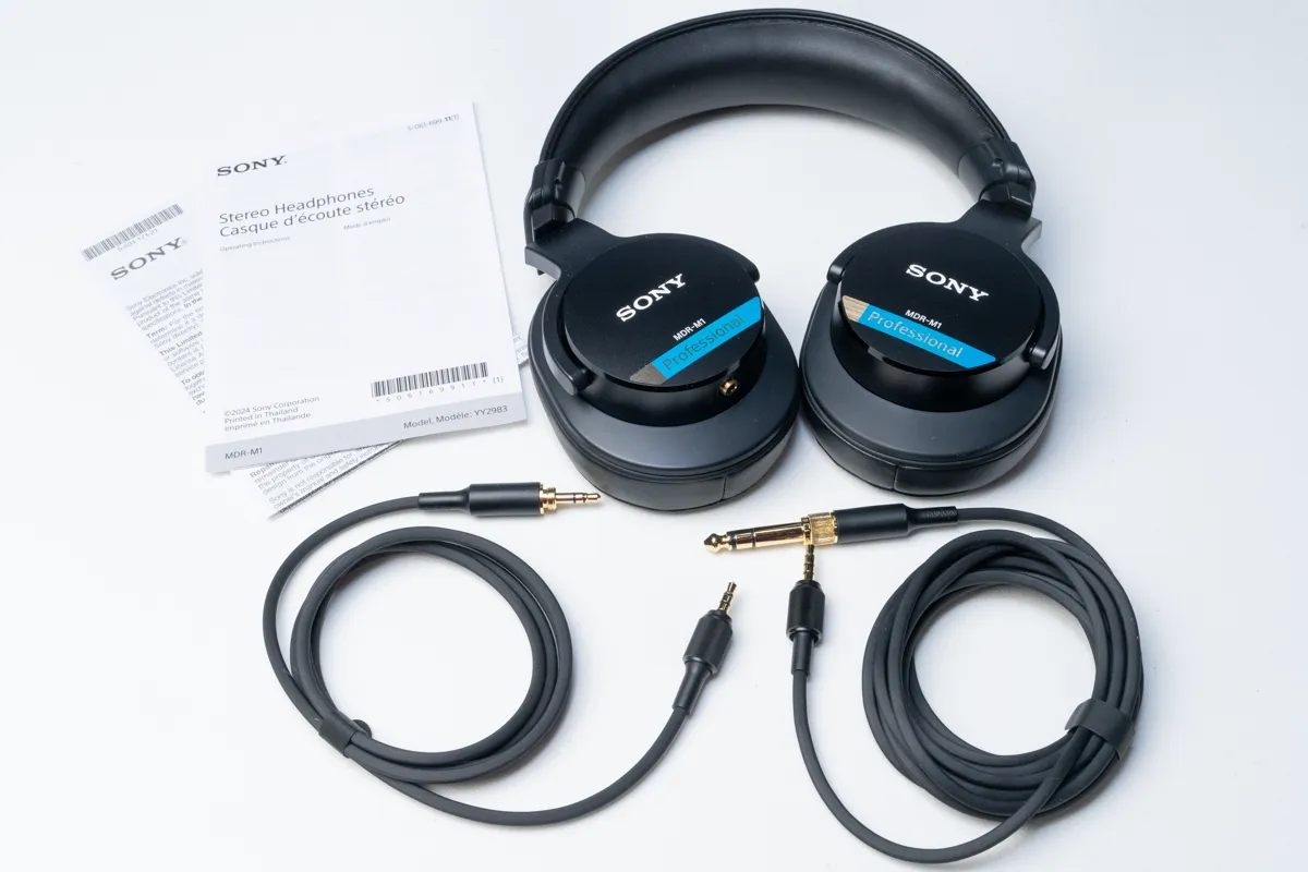 部品ソニーモニターヘッドホンMDR-M1付属 ステレオミニプラグ(1.2m