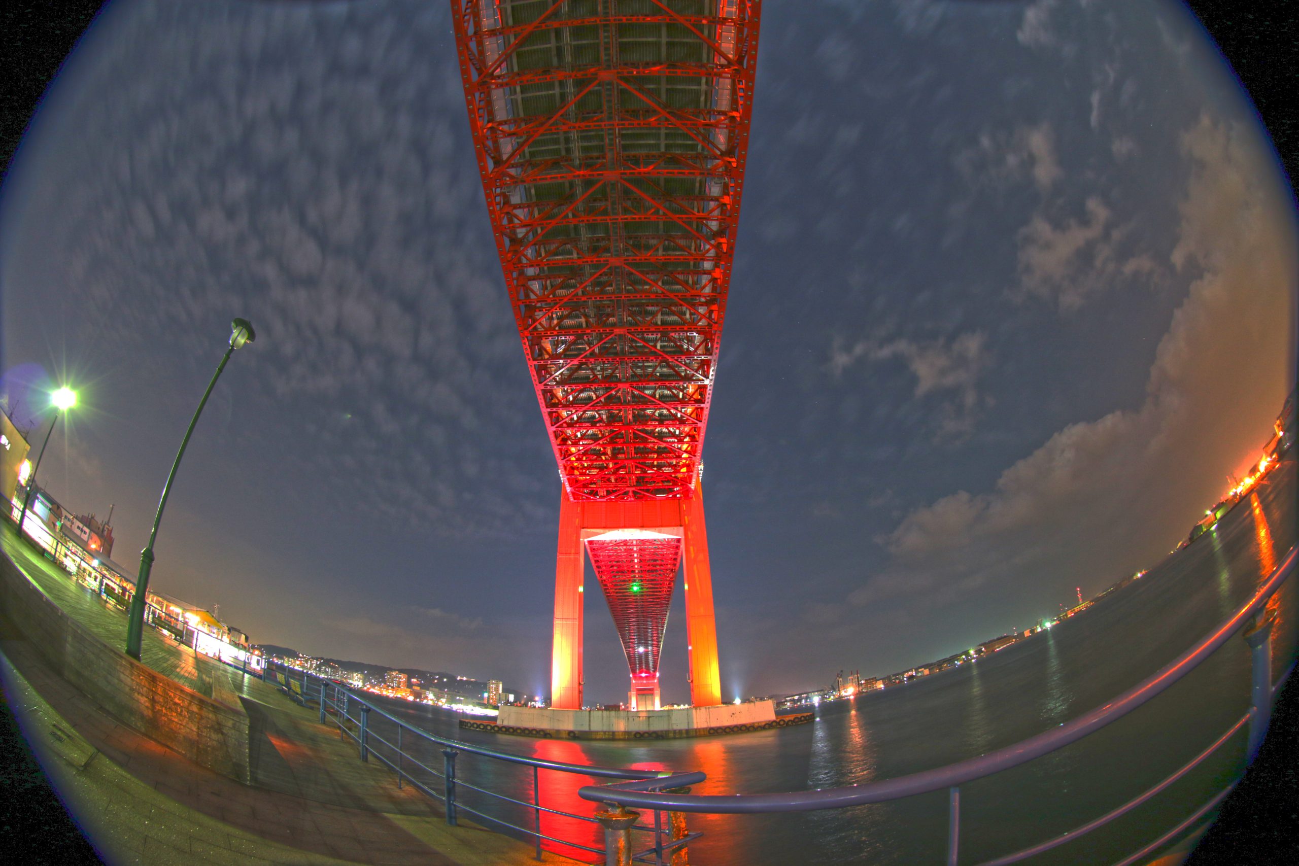 EF8-15mm F4L フィッシュアイ USMで夜景を撮ってみた【魚眼ズームL