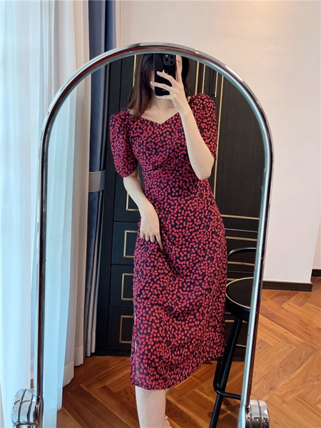 her lip to Cherry Pattern One-Piece Her lip to Baby Cherry Pattern