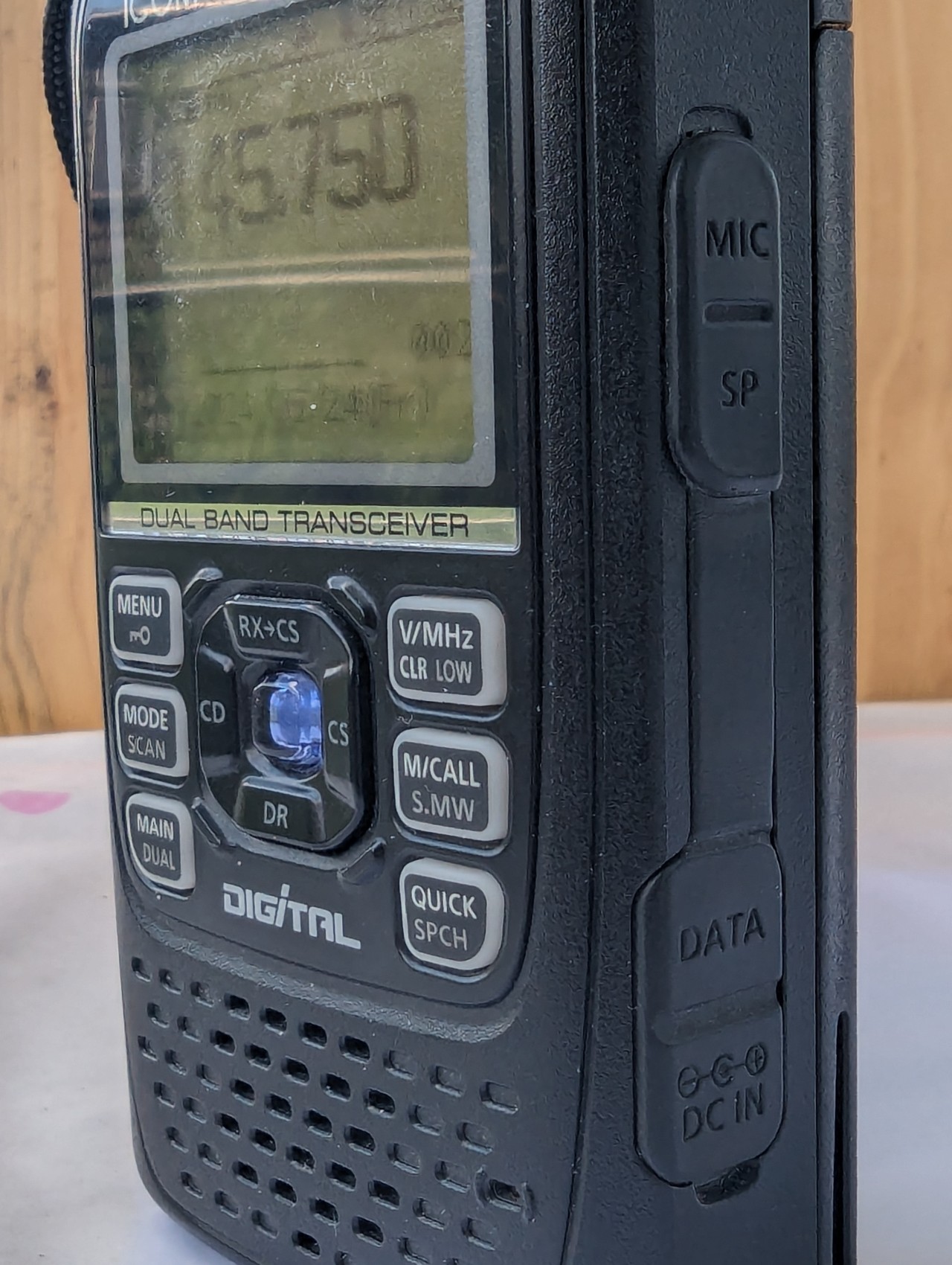 ICOM ID-51 home-made Data cable | Chevdor's Blog