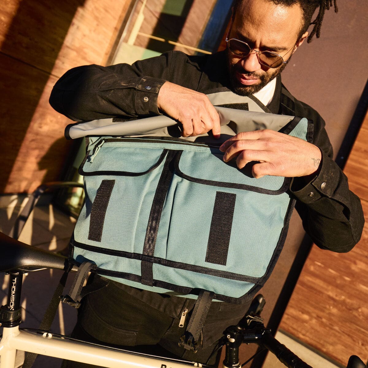 CTZ 24L MESSENGER(シーティーゼット 24L メッセンジャー) | クローム