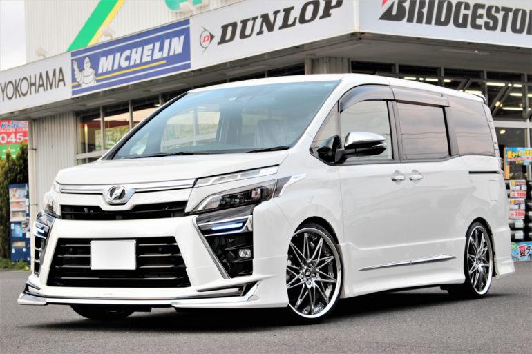 大迫力っ！！ 80VOXYに20インチ | 厚木店 | 店舗ブログ | タイヤ