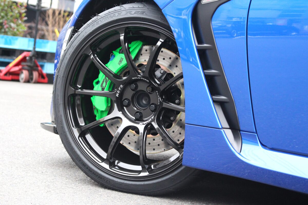 ZD8 BRZに9.5J太履！アドバンRZ-F2 18インチを装着！ | 相模原店