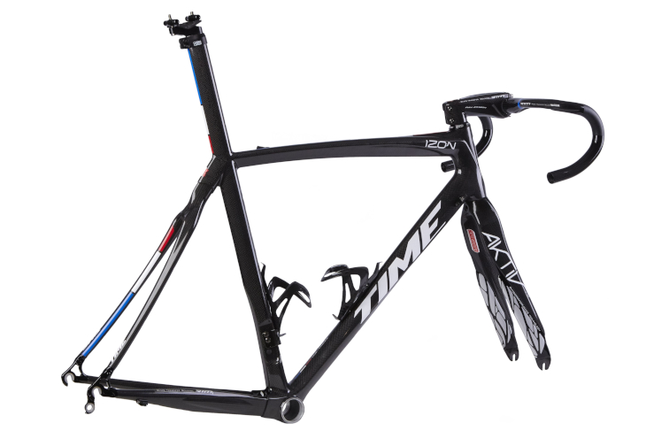 タイム France Edition IzonとFluidityにも限定トリコロール