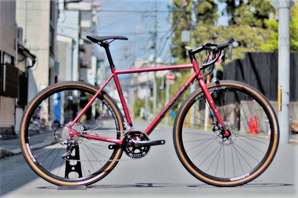 クロモリグラベルロード スタートモデル！「BASSO MARTE（バッソ