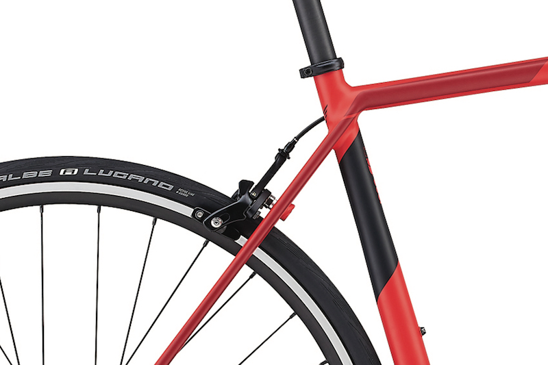 FELT 2017年モデル：フレーム形状を見直した万能型ロードバイク「FR