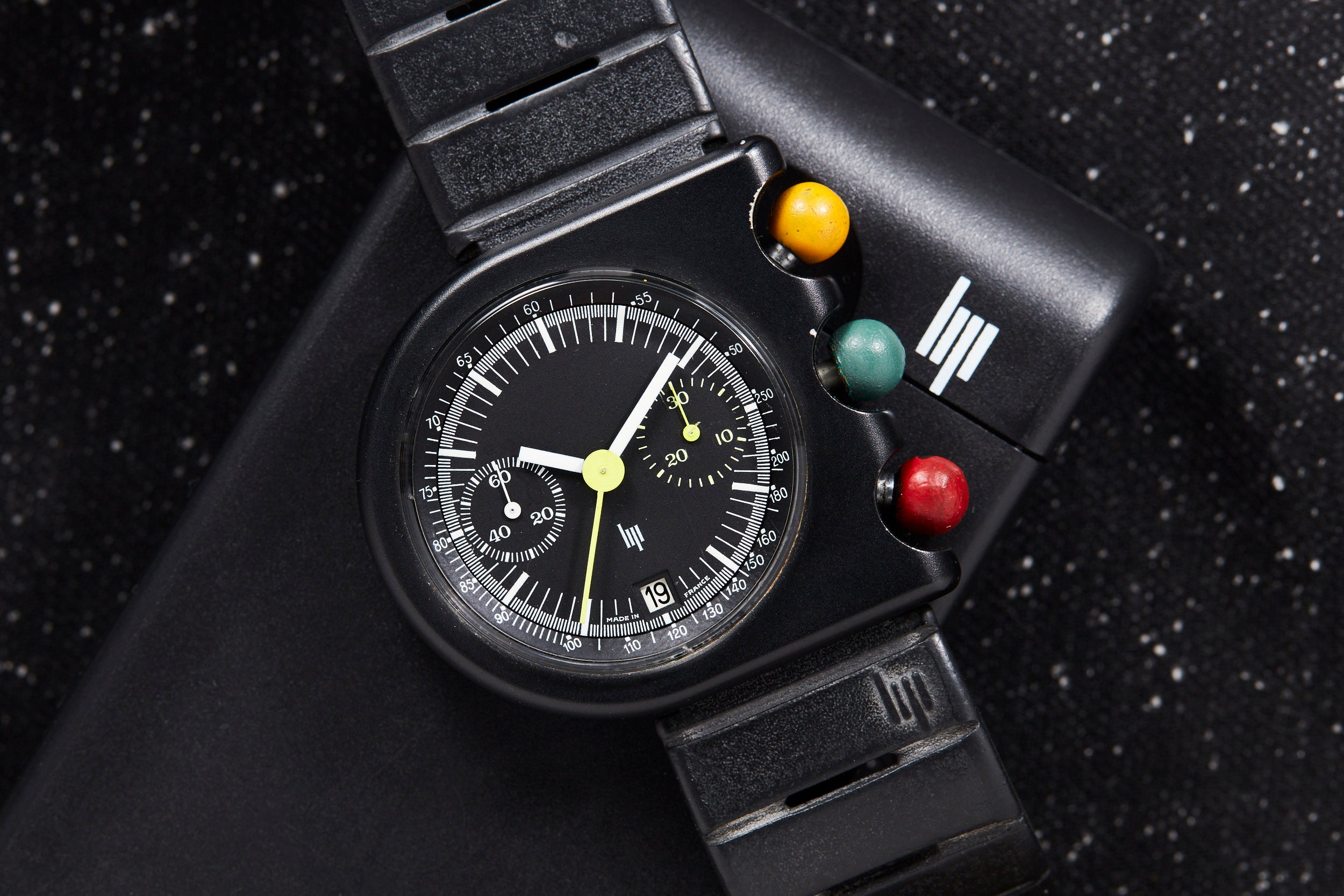 Lip Mach 2000 Chronograph – Analog:Shift