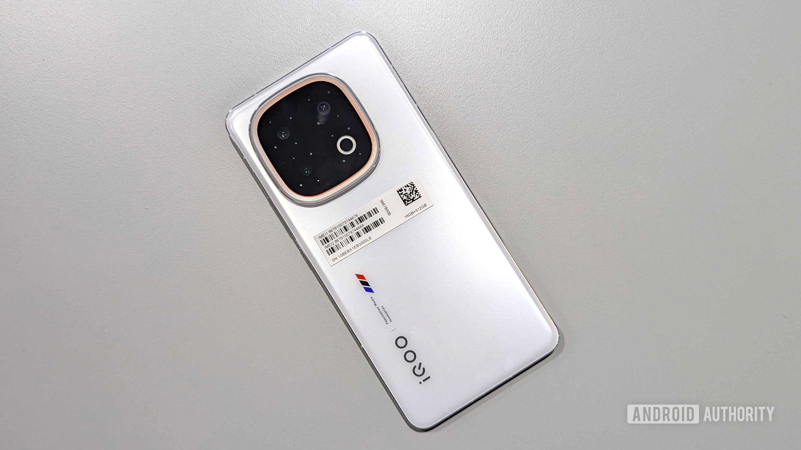 iQOO 8 スマートフォン 256GB ホワイト Vivo iQOO 8のスペック・対応