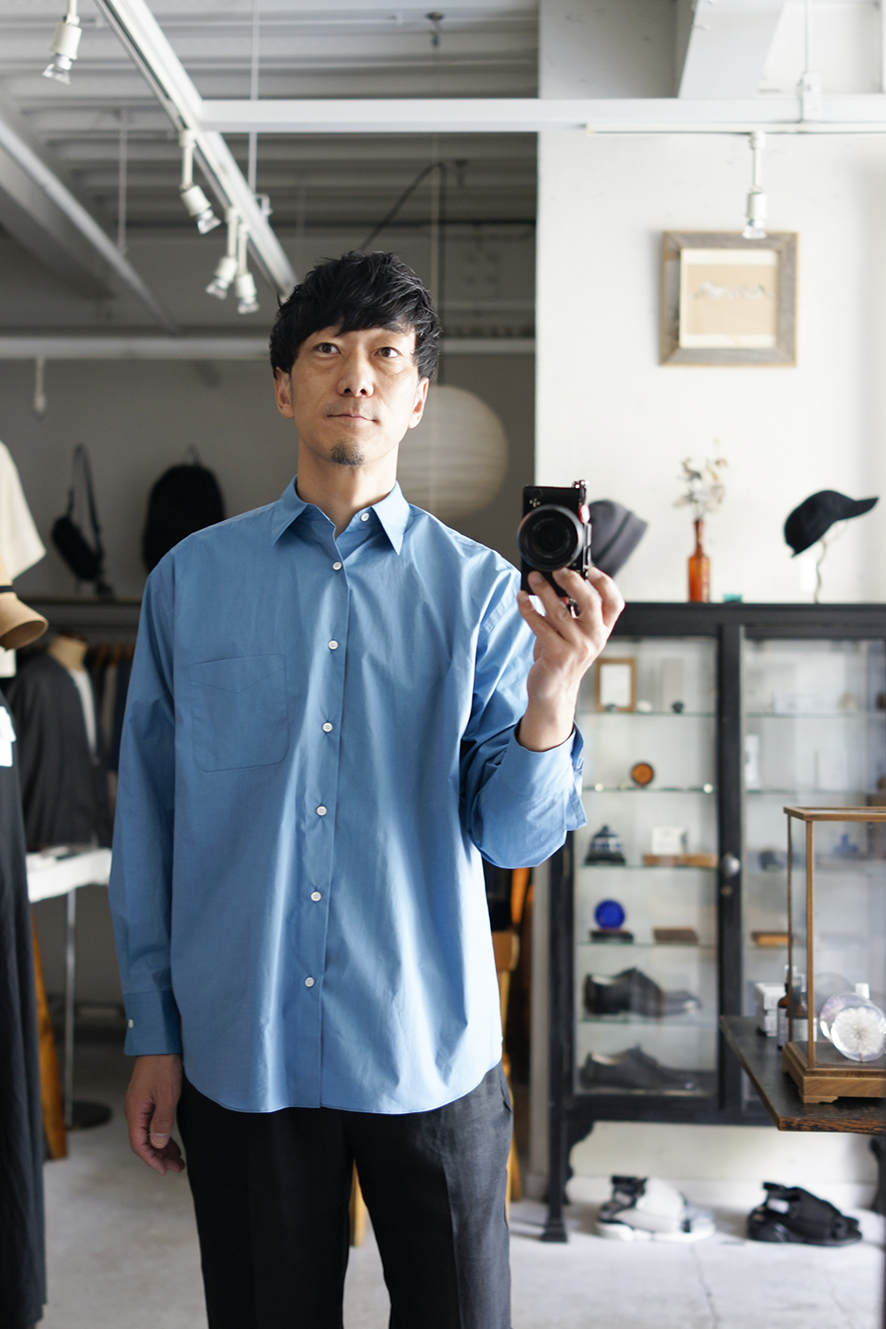 MARKAWARE」COMFORT FIT SHIRT 、ブルー美しいシャツ | ANOTHER LOUNGE