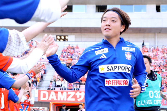 選手着用モデル「オフィシャル トレーニングウェア」を6月5日（水