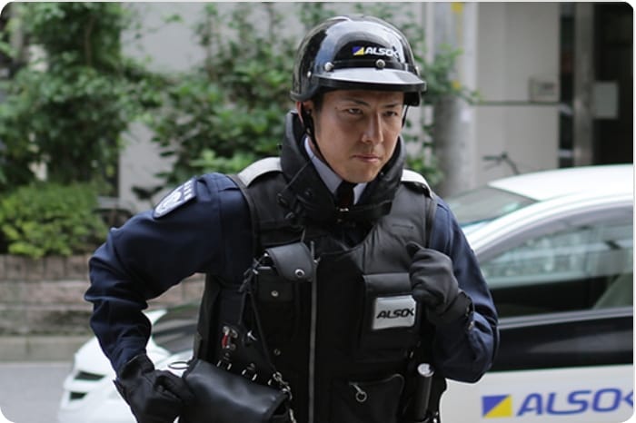 屋外用防犯カメラ（工事不要・ワイヤレス）｜HOME ALSOK Connect Eye