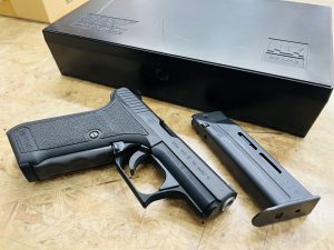 bibarin様用 MGC製ガスブローバックハンドガンP7A13 中古品 bibarin様