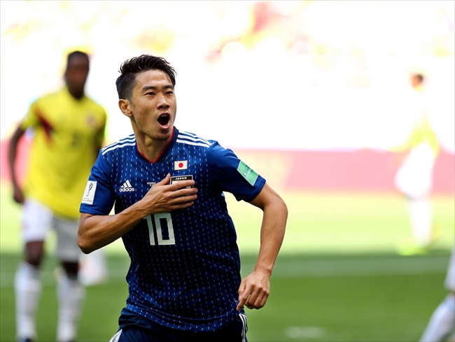 香川真司 日本代表オーセンティックユニフォームM （2016） 日本代表