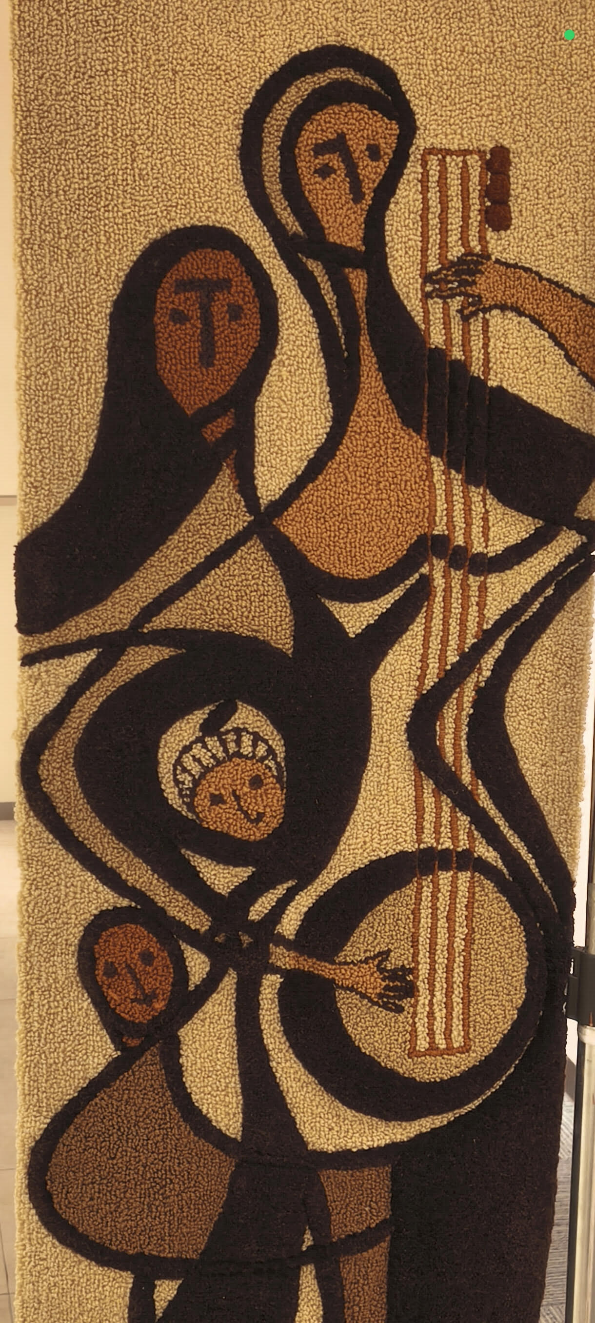 ダネラ ～ハンドミシンを使って 「じゅうたん」をつくる～ | くずは