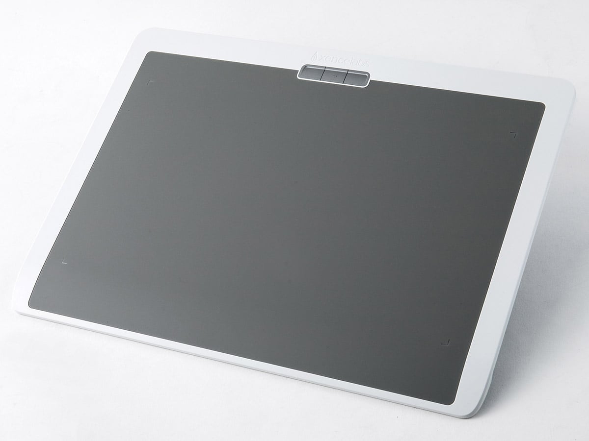 プロ用の板タブにおすすめ！Xencelabsペンタブレット【後編】 | 株式