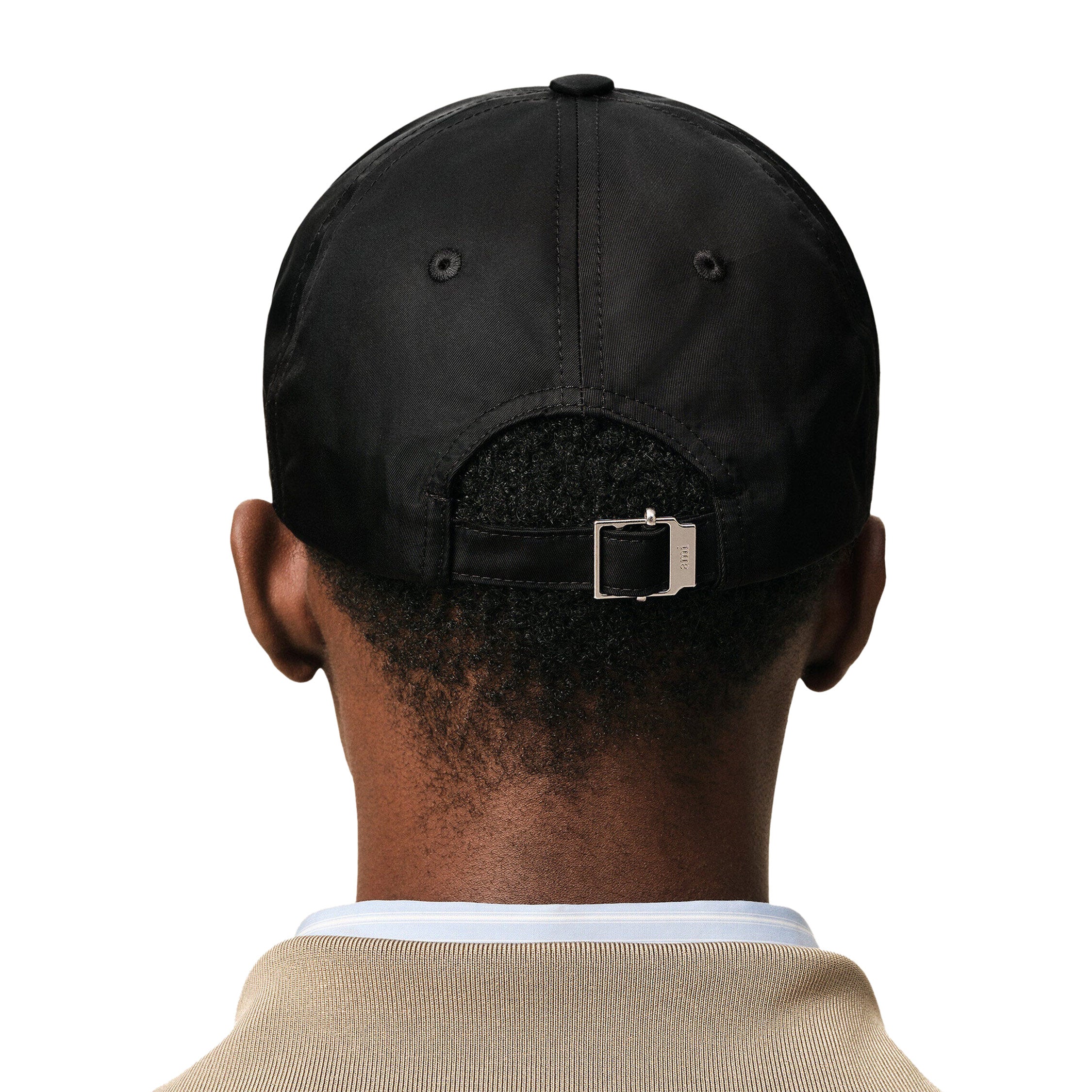 AMI Paris Ami De Coeur Stud Cap | Accessoires » Buy online now!