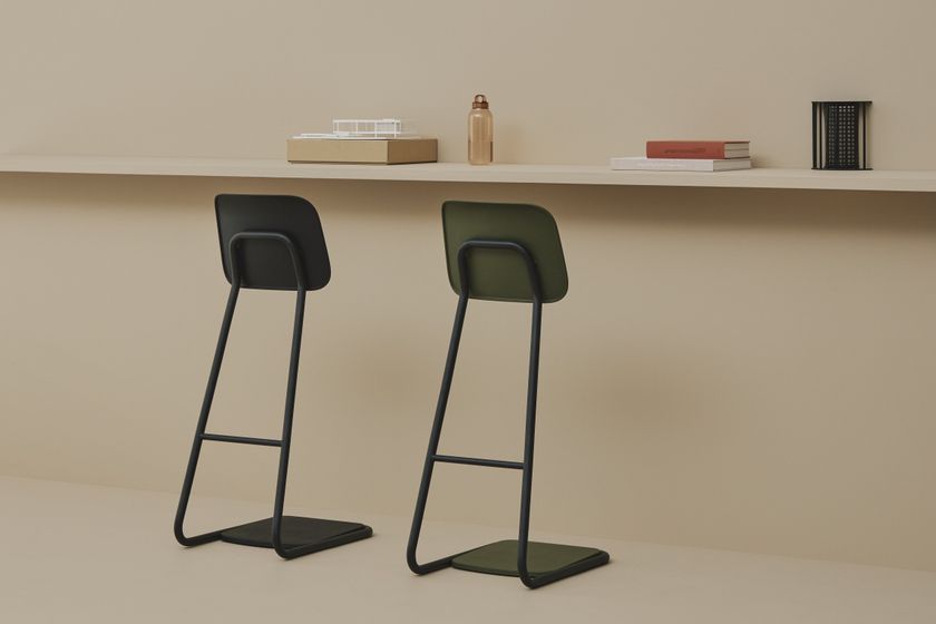 革新的なスタンディングチェア「STAN CHAIR」がMakuakeで先行販売開始