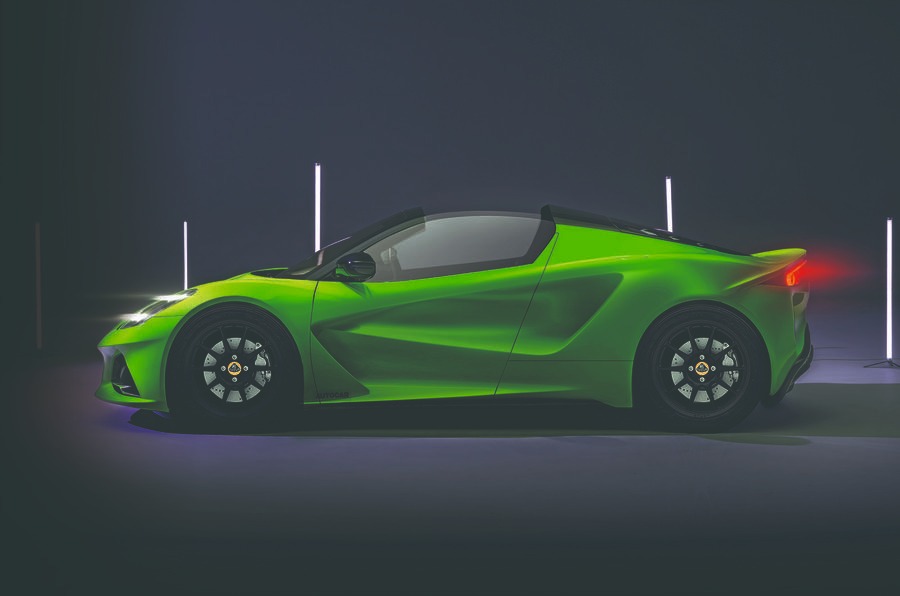 ロータス 新型軽量スポーツカー、2027年発売へ バッジは飾りじゃない