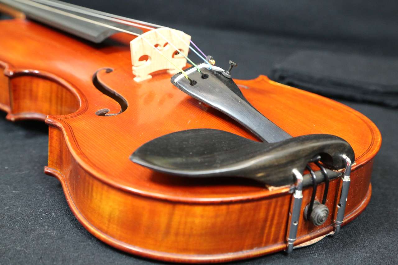 グリガ バイオリン ゲムス4／4 Gliga Violin Gems ルーマニア製