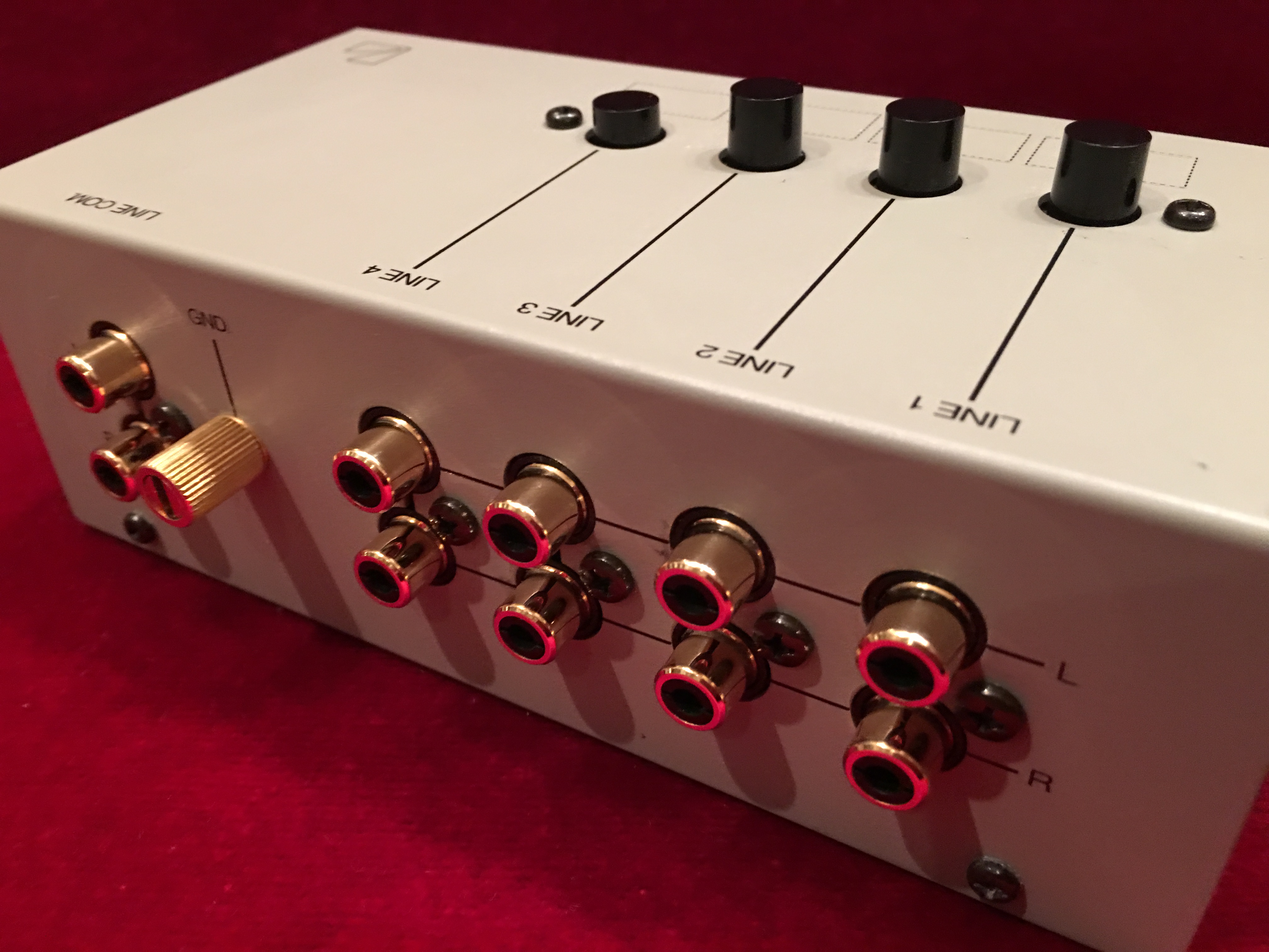 ラックスマン ラインセレクター AS-4Ⅲ 中古入荷致しました