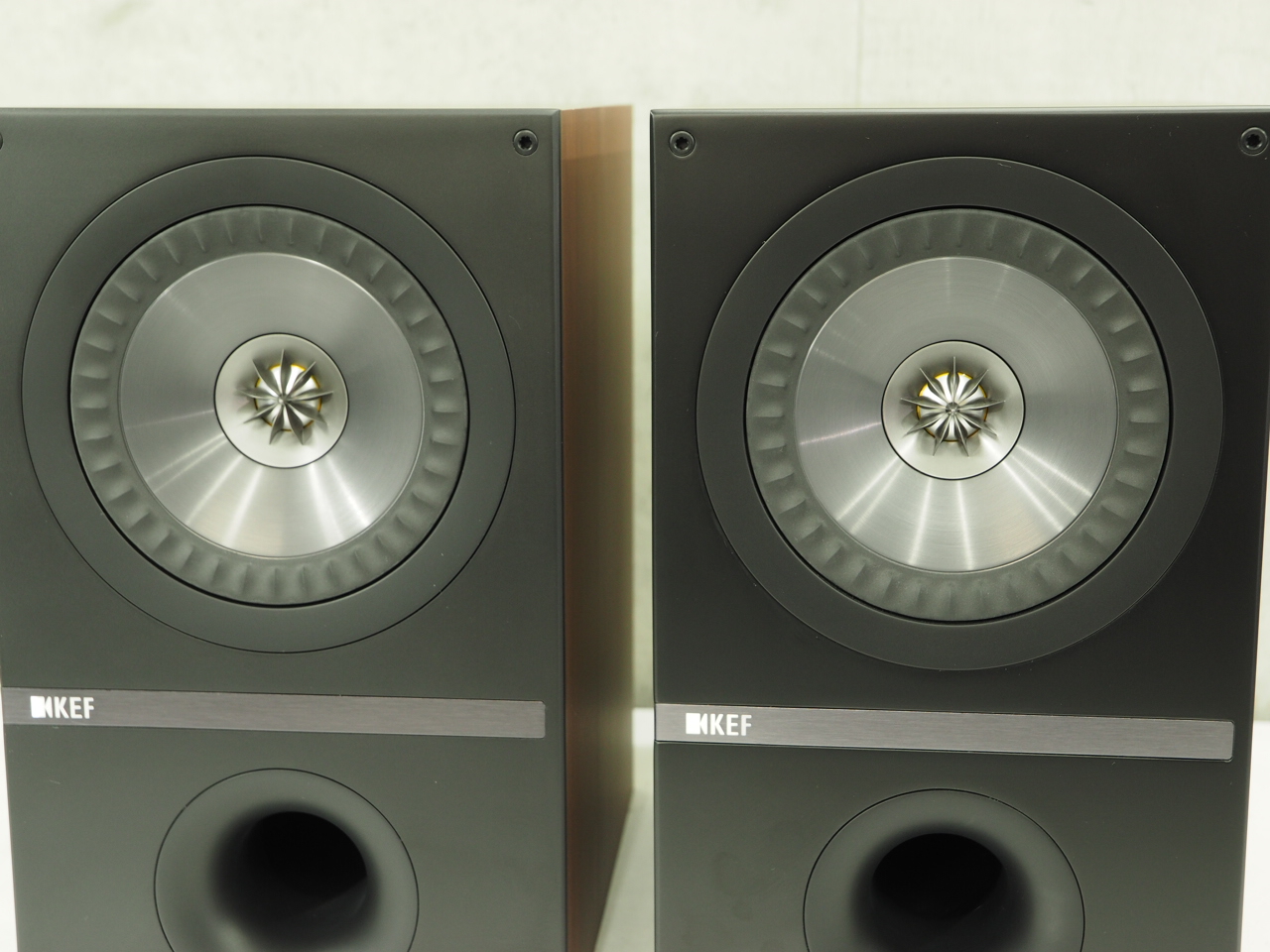 アバックWEB-SHOP / 【中古】KEF Q300(EW)【コード01-13059】ブック